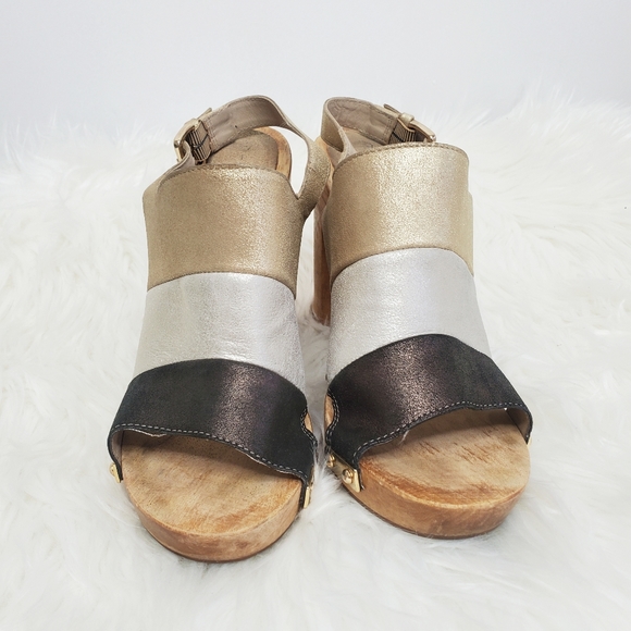 Trina Turk | Pasadena Wooden Block Heels - Picture 7 of 13